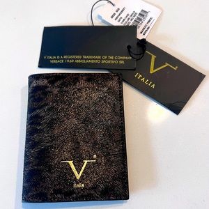 NWT V ITALIA Versace brand wallet!